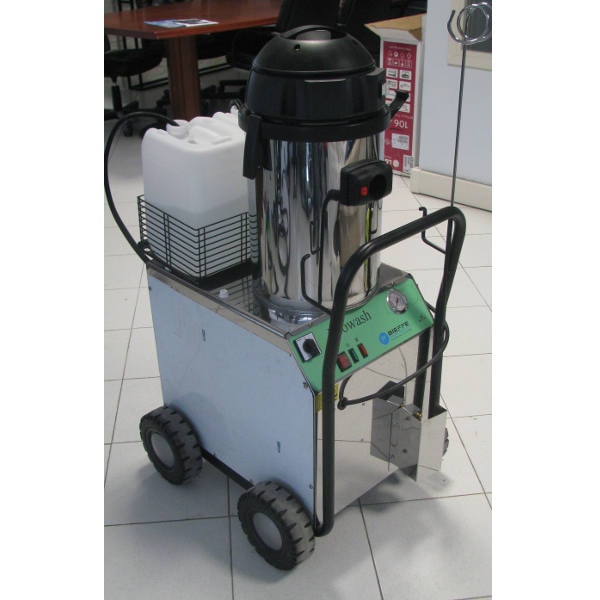 Generator de abur Ecowash pentru automobile si industrie